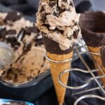 Glace au chocolat et aux biscuits à la crème !