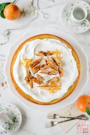 Gâteau ensoleillé à la cardamome et aux clémentines