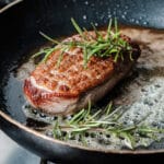 Magret de canard à la poêle : Maîtrisez la Cuisson 26 Cuisson du magret de canard à la poêle